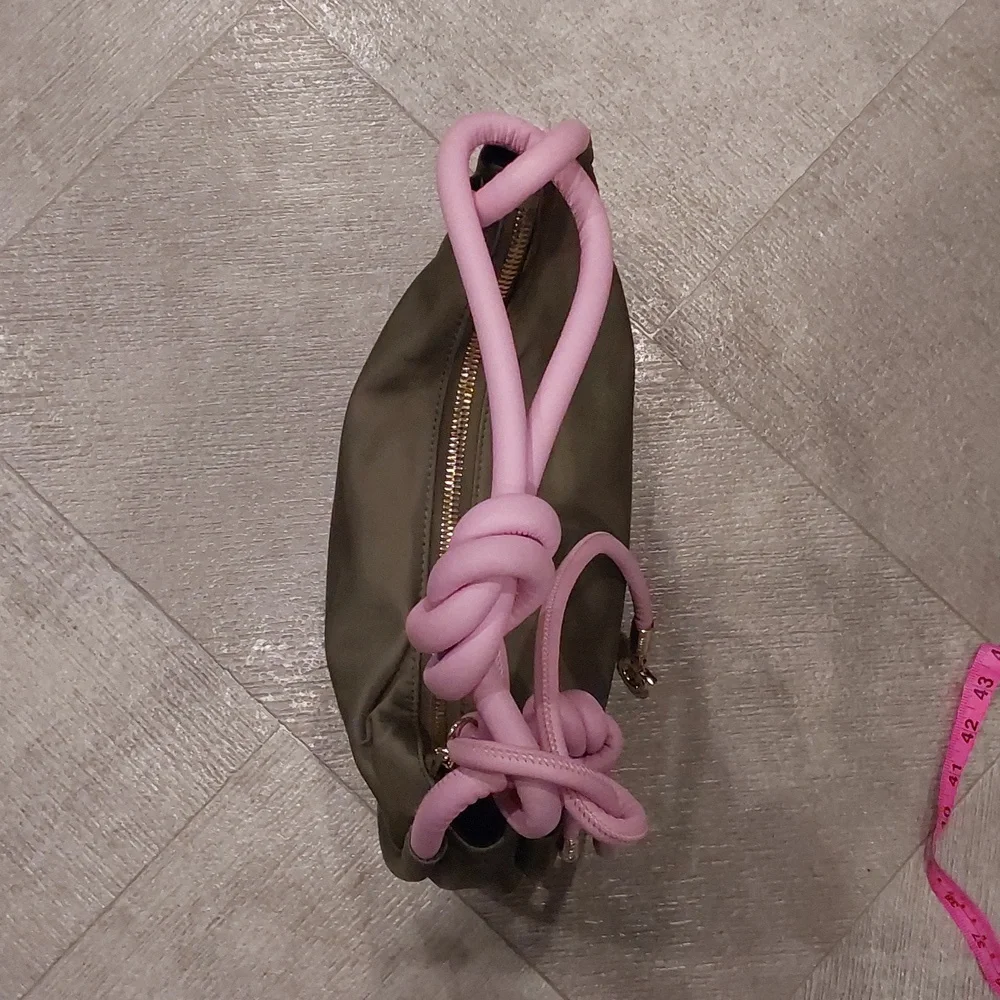 NWT GANNI Knot Hobo Bag in a kalamata green color contrasting pink Knot handle - Picture 10 of 13